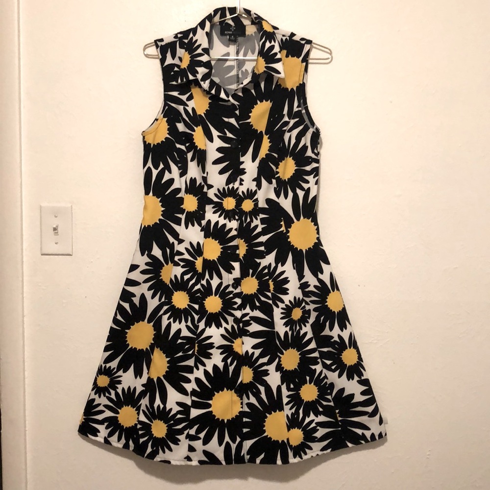 Ronni Nicole Pleated Sleeveless A-Line Dress